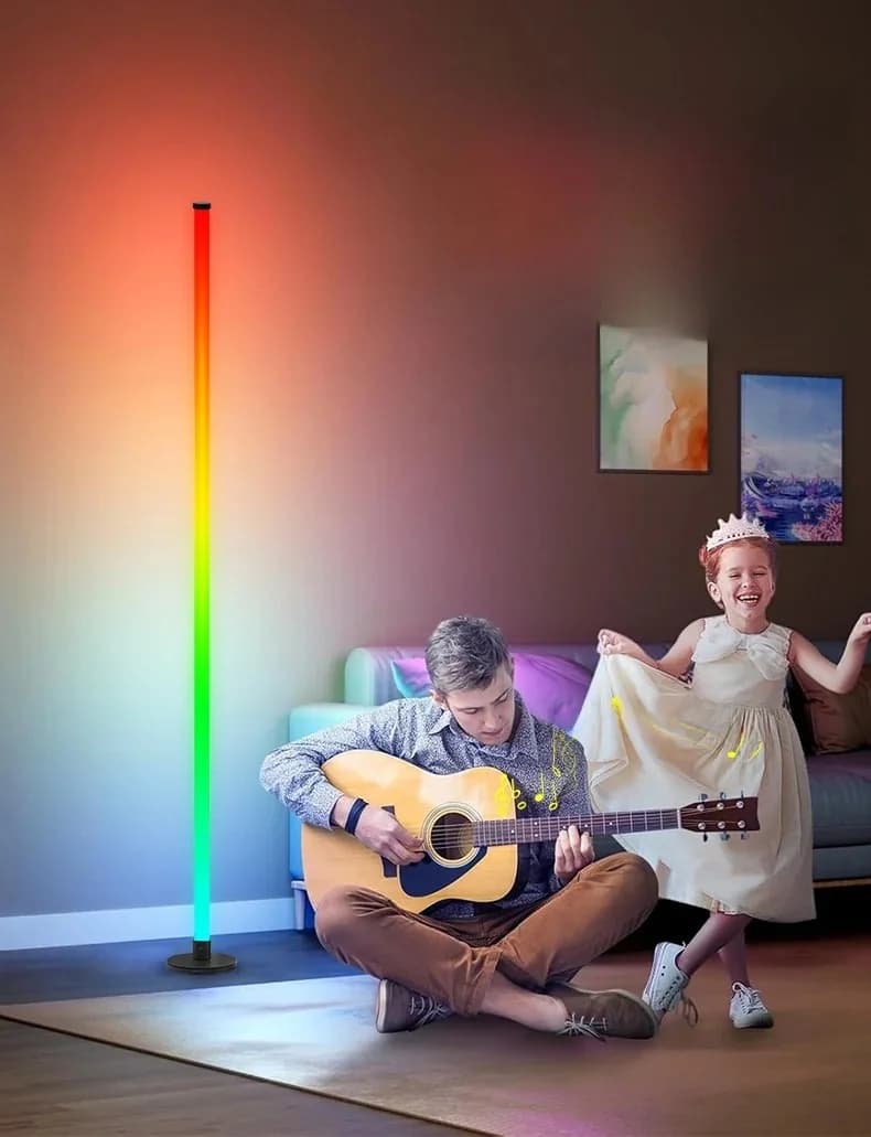 Lampa stojąca RGB LED do salonu ze sterowaniem aplikacją